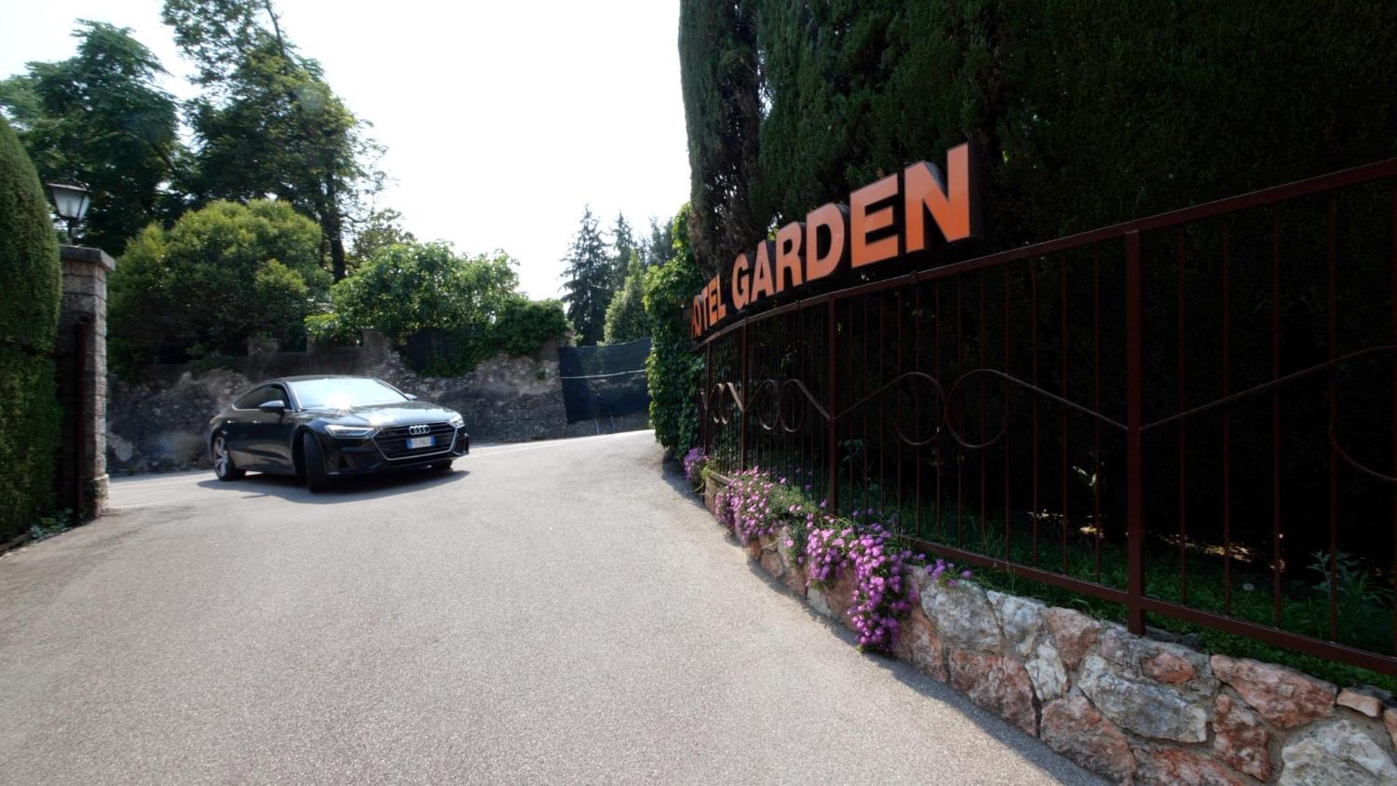 Garden 4*