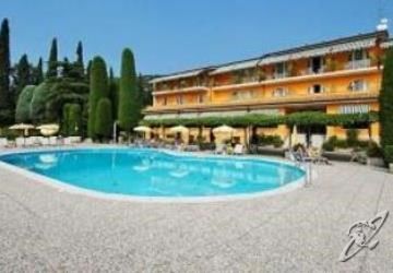Garden 4*